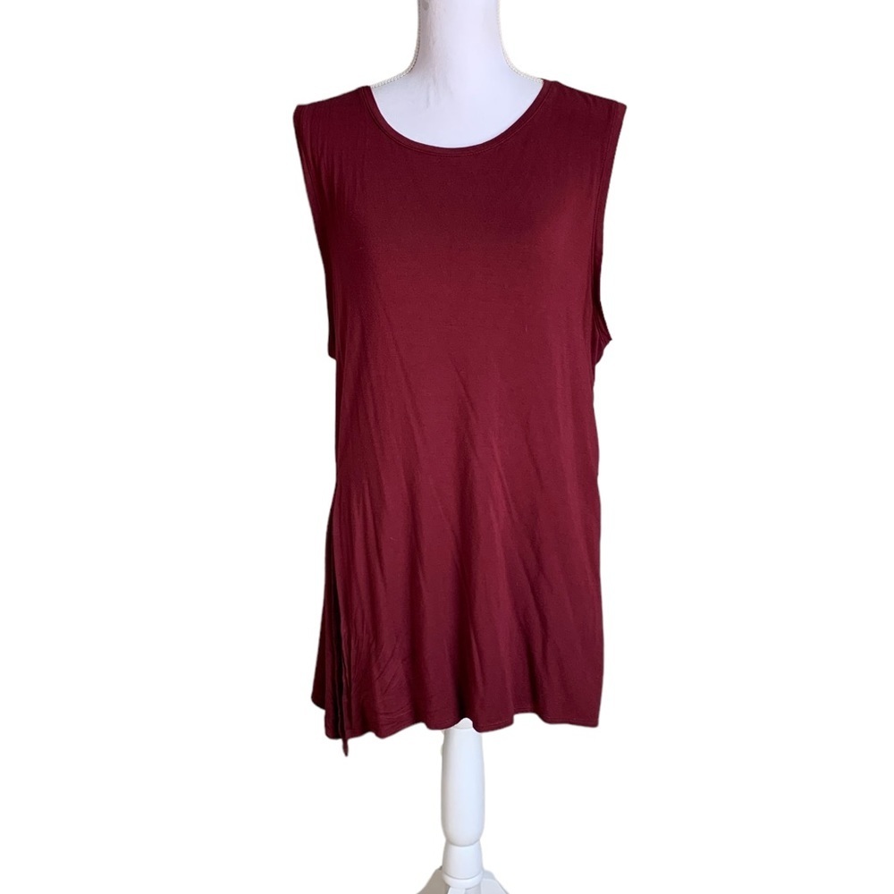Fabletics Sleeveless Asymmetrical Maroon Tunic Size XL